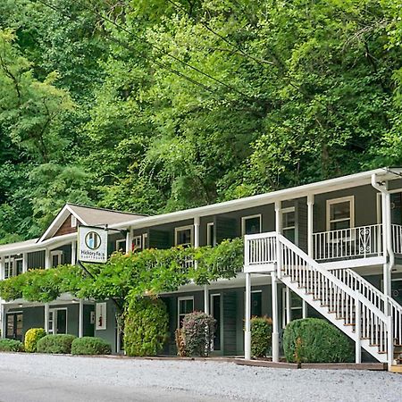 Hickory Falls Inn Chimney Rock Exteriör bild