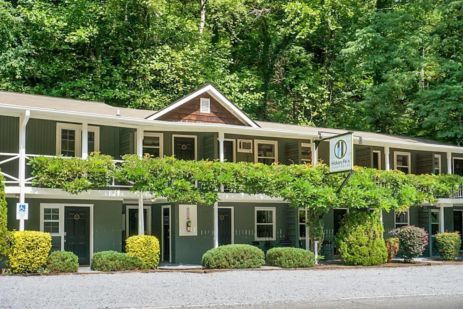 Hickory Falls Inn Chimney Rock Exteriör bild