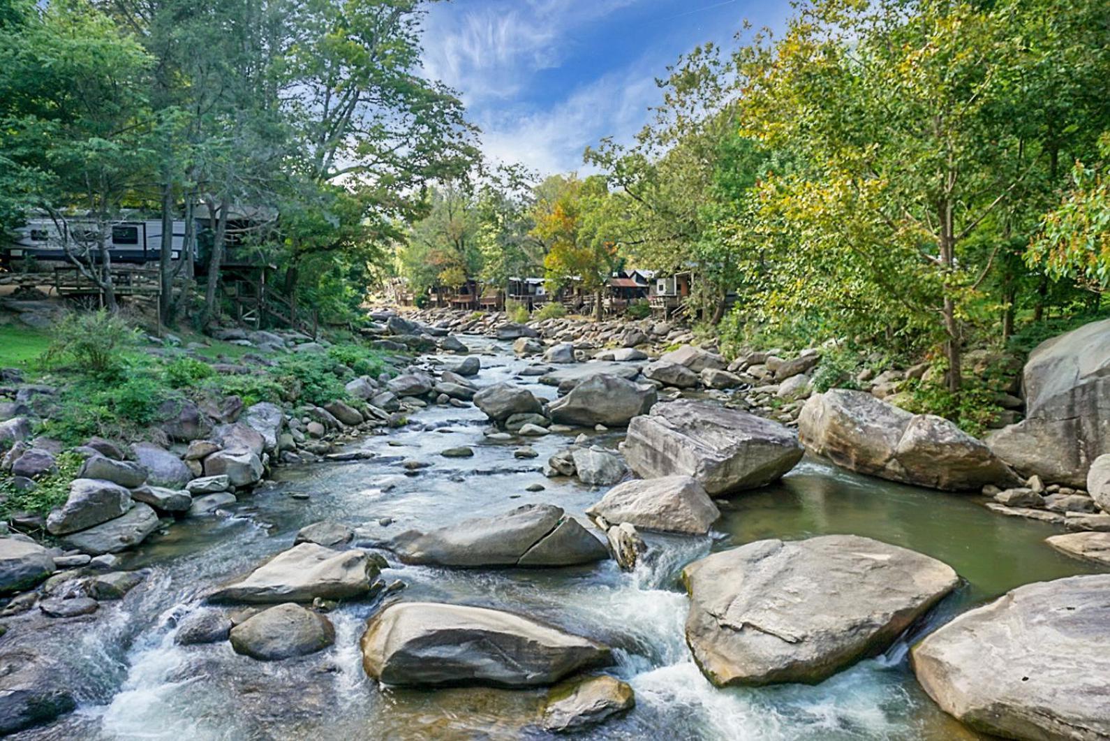 Hickory Falls Inn Chimney Rock Exteriör bild